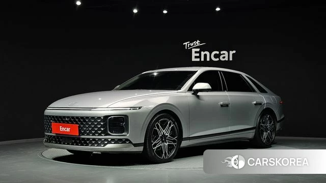 Hyundai Grandeur (GN7) 2023 Серебристо-серый из Кореи