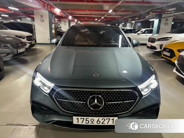 Mercedes-Benz E-Class W214 2025 Небесно-голубой из Кореи
