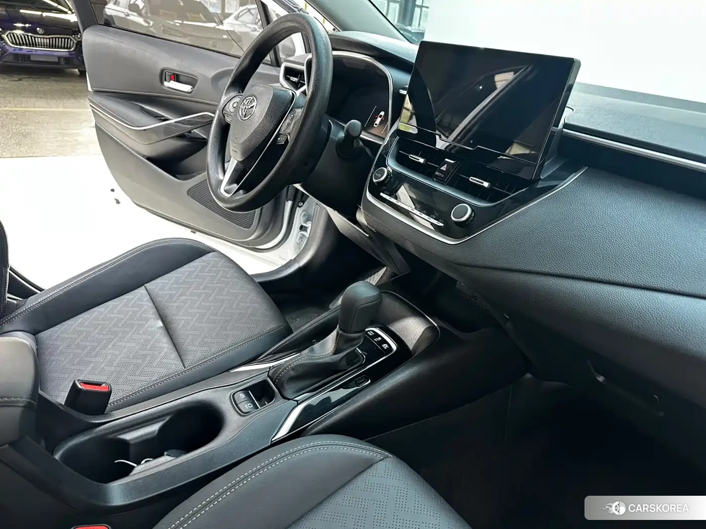 Toyota Lei Ling 2023 Белый из Китая