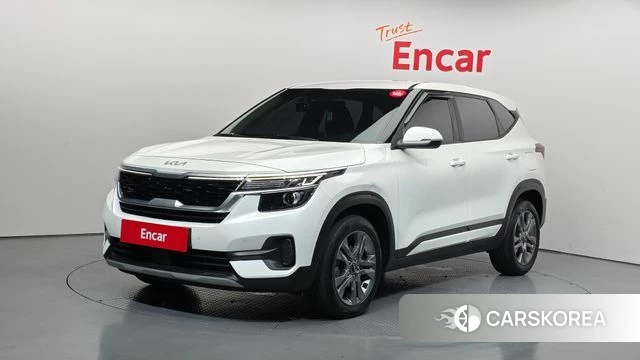 Kia Seltos 2022 Белый из Кореи