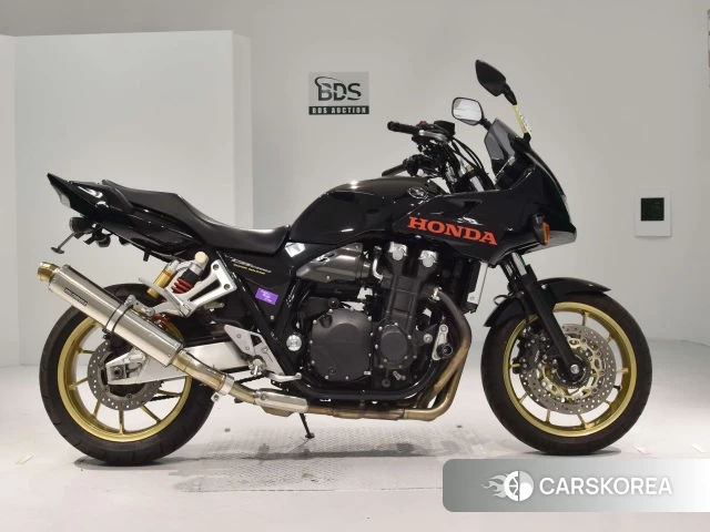 Проданный Honda CB1300SF BOLDOR 2014 из Японии
