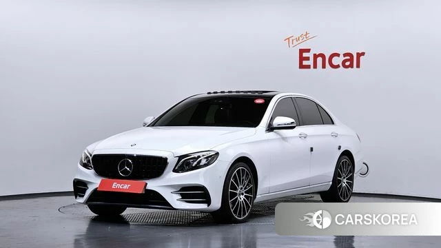 Mercedes-Benz E-Class W213 2019 Белый из Кореи