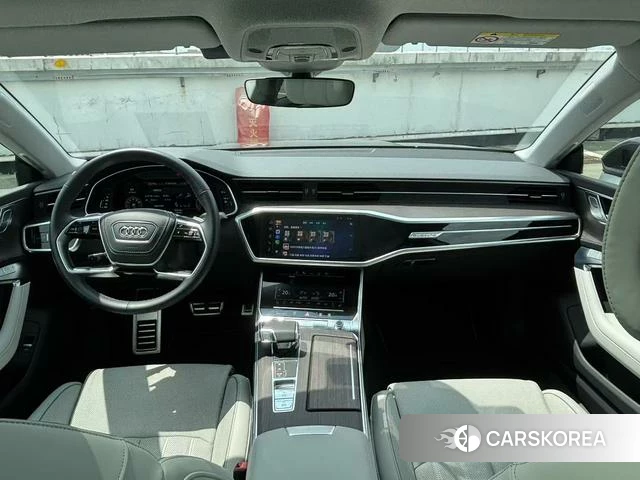 Audi A7L 2026 Черный из Китая