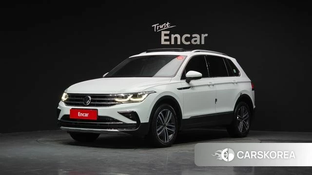 Volkswagen Tiguan second Generation 2021 Белый из Кореи