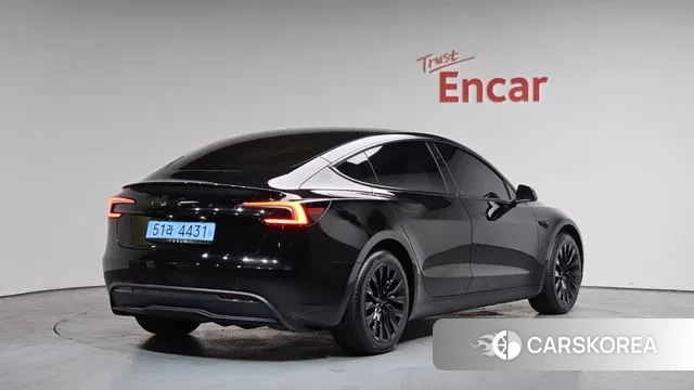 Tesla Model 3 2025 Черный из Кореи