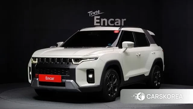 Ssangyong Torres 2023 Жемчужный цвет из Кореи