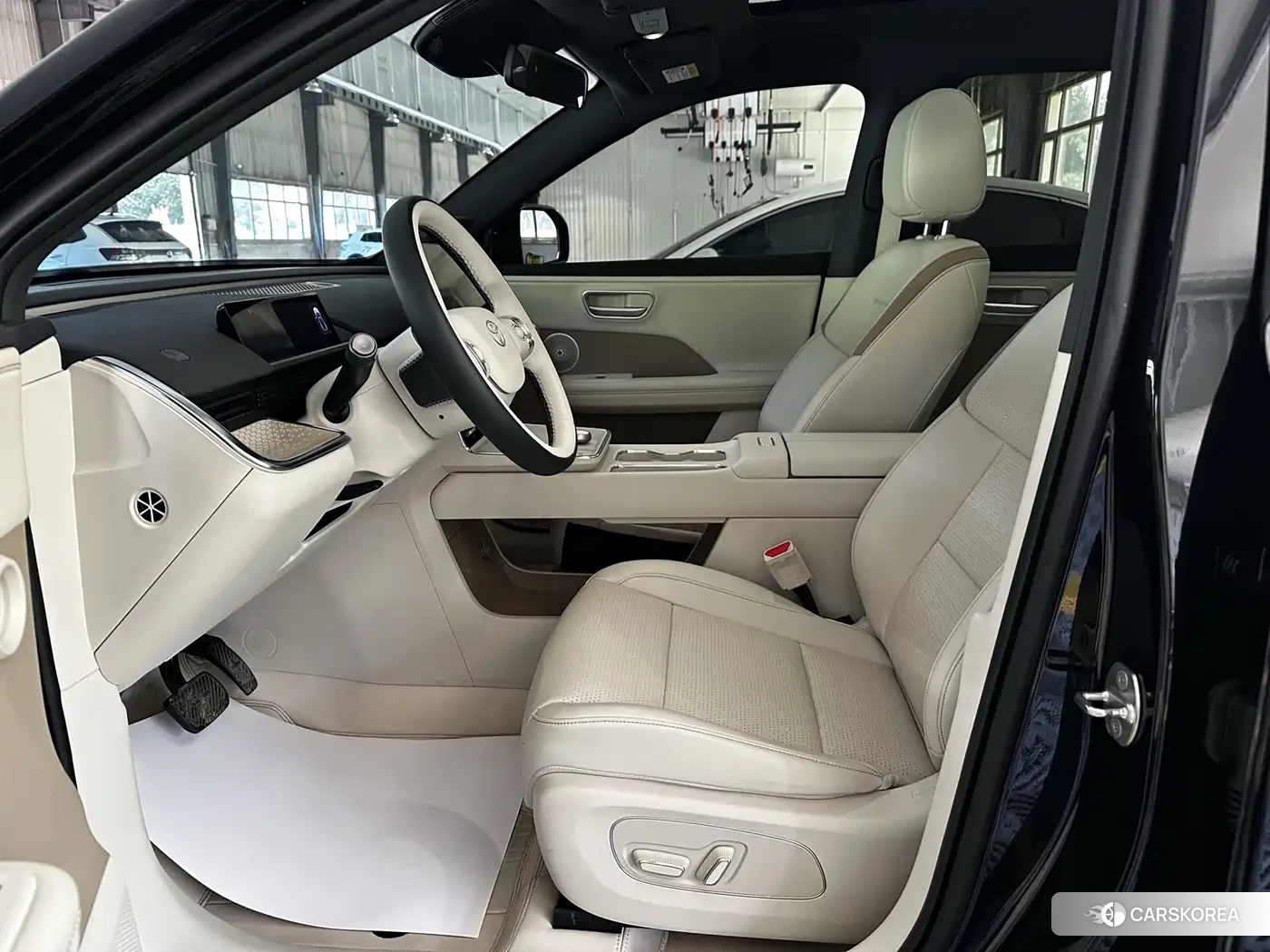 Toyota Platinum Wisdom 3X 2025 Черный из Китая