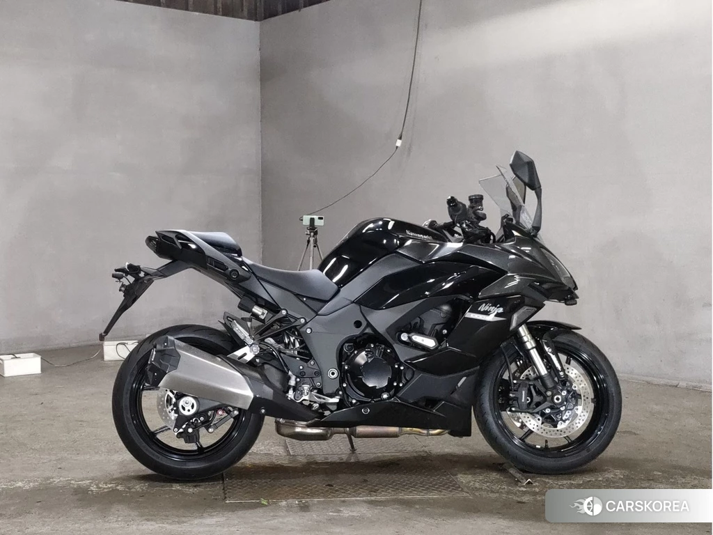 Проданный Kawasaki NINJA 1000 SX 2021 из Японии, фото 2