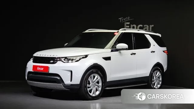 Land Rover Discovery 5 2018 Белый из Кореи