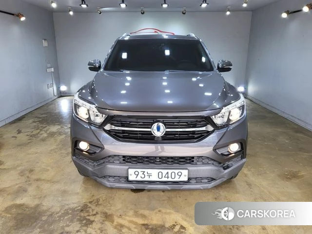 Ssangyong Rexton Sports 2018 Серый из Кореи