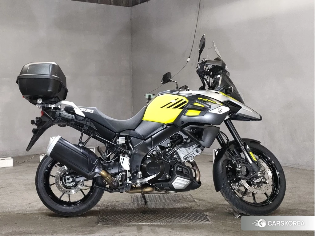 Проданный Suzuki V-STROM DL1000 2018 из Японии, фото 2