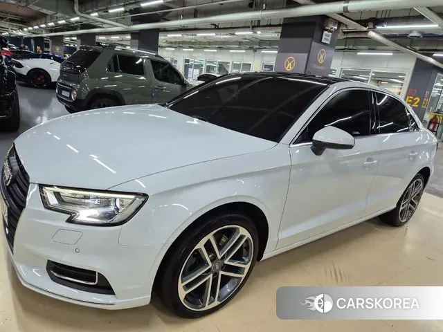 Audi New A3 2020 Белый из Кореи