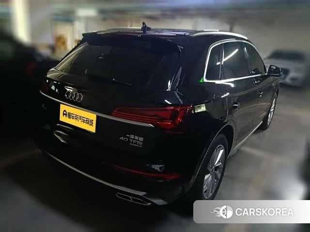 Audi Q5L 2022 Черный из Китая