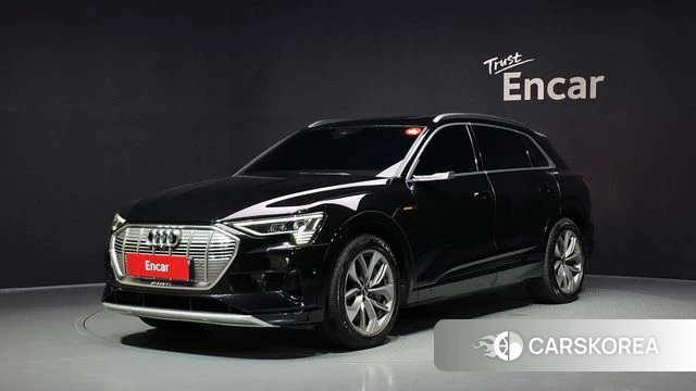 Audi e-Tron 2022 Черный из Кореи