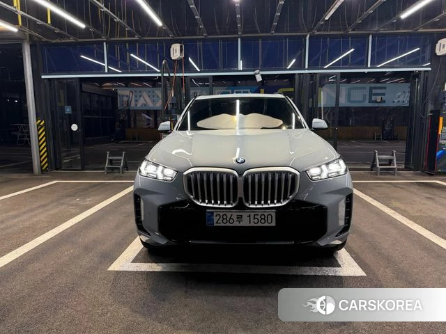 BMW X5 (G05) 2025 Серебристо-серый из Кореи