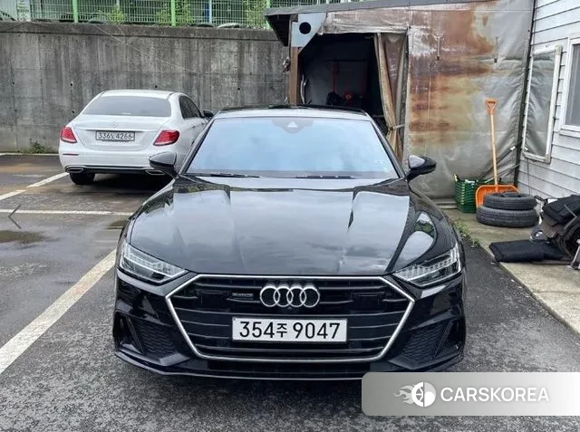 Audi A7 (4K) 2021 Черный из Кореи