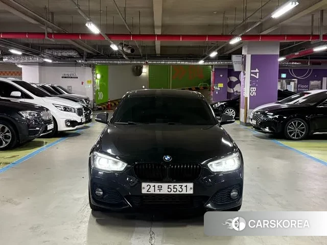 BMW 1 Series (F20) 2018 Черный из Кореи