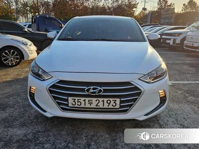 Hyundai Avante AD 2018 Белый из Кореи