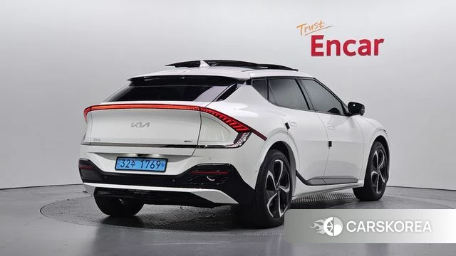 Kia EV6 2024 Белый из Кореи