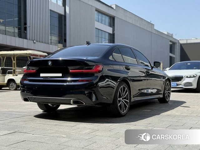 BMW 3 series 2021 Черный из Китая