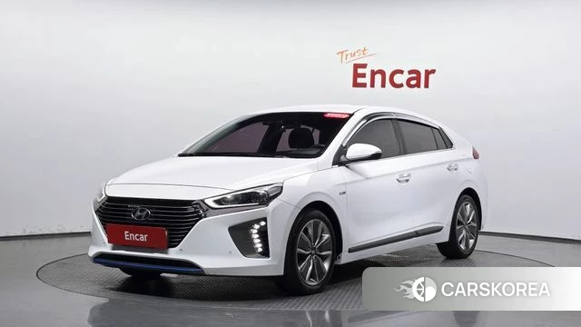 Hyundai Ionic Hybrid 2018 Белый из Кореи