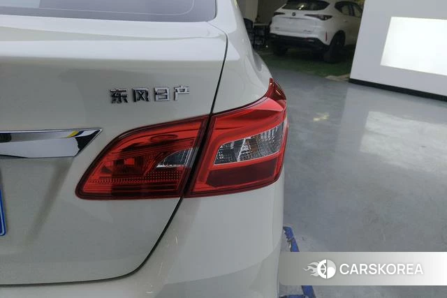Nissan Xuan Yi 2025 Белый из Китая