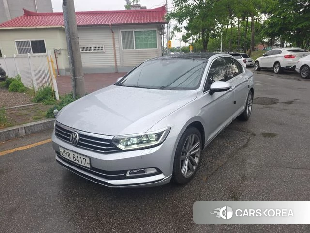 Volkswagen Passat GT (B8) 2018 Серебристо-серый из Кореи