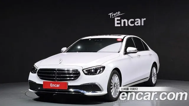 Mercedes-Benz E-Class W213 2021 Белый из Кореи