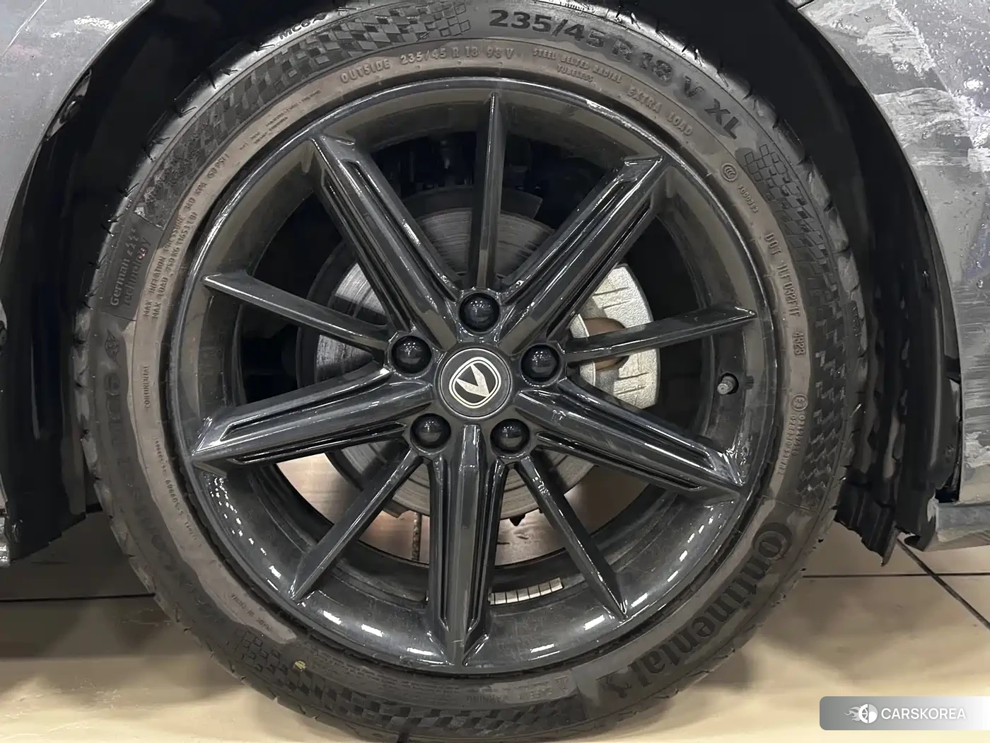Chang'an Changan UNI-V 2024 Silver/gray из Китая