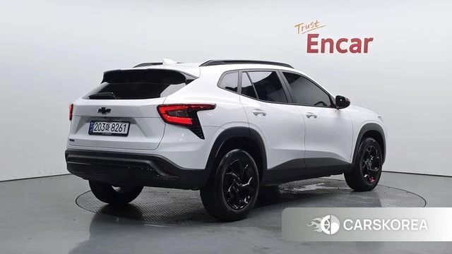 Chevrolet (GM Daewoo) Trax Crossover 2024 Белый из Кореи
