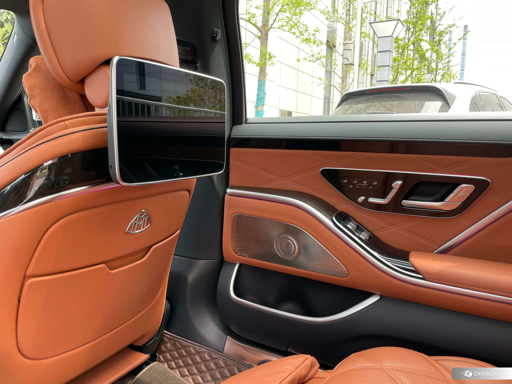 Mercedes-Benz Maybach S-class 2024 Черный из Китая