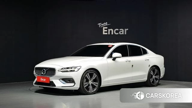 Volvo S60 3rd generation 2021 Белый из Кореи