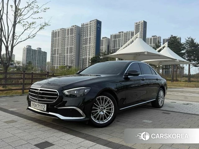 Mercedes-Benz E-Class W213 2023 Черный из Кореи