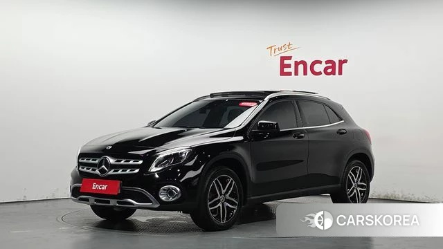Mercedes-Benz GLA-Class X156 2018 Черный из Кореи