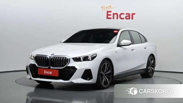 BMW 5 Series (G60) 2024 Белый из Кореи