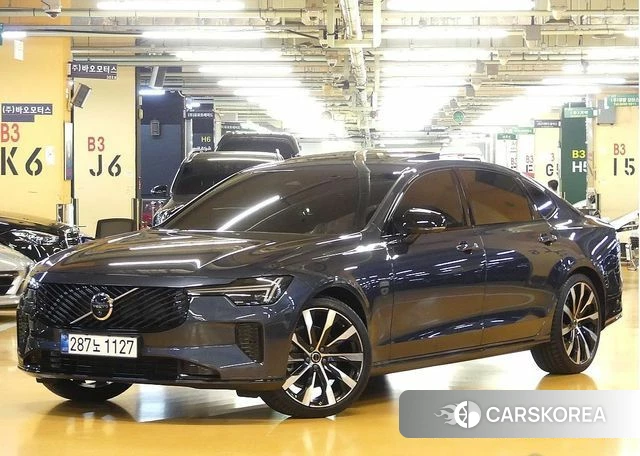 Volvo S90 2026 Синий из Кореи