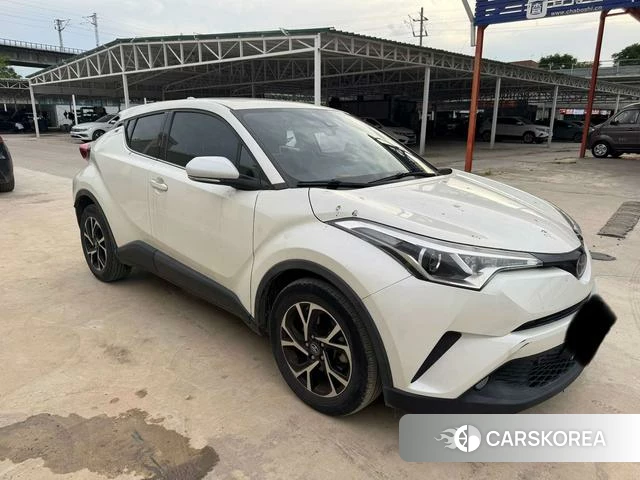 Toyota C-HR 2021 Белый из Китая