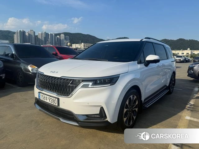 Kia Carnival 4th generation 2023 Белый из Кореи