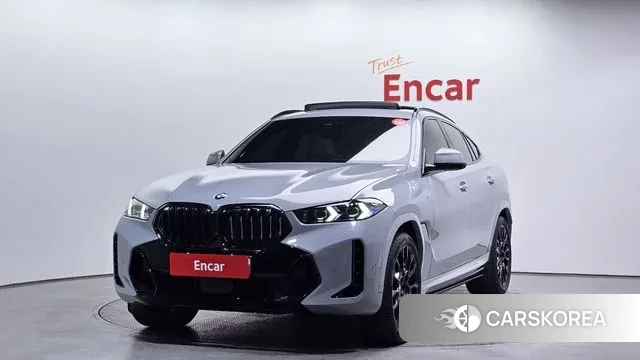 BMW X6 (G06) 2025 Светло-серебряный цвет из Кореи
