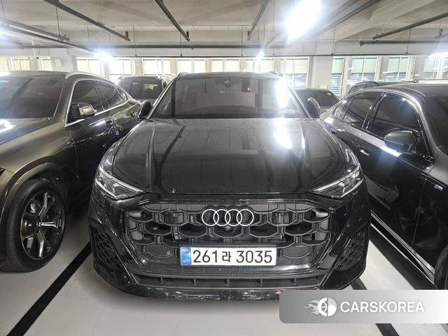 Audi Q8 (4M) 2025 Черный из Кореи