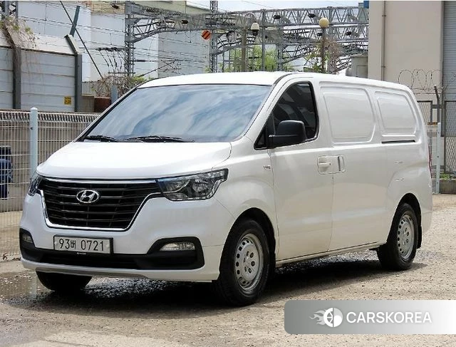 Hyundai The New Grand Starex 2018 Белый из Кореи