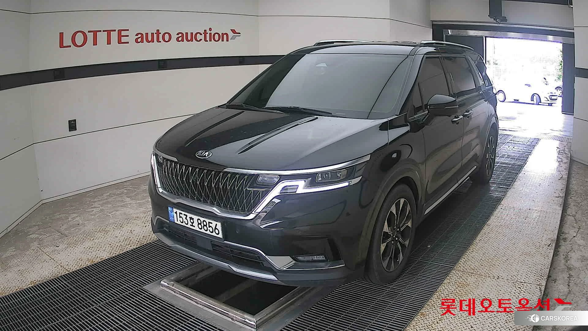 Kia Carnival 2021 Черный из Кореи