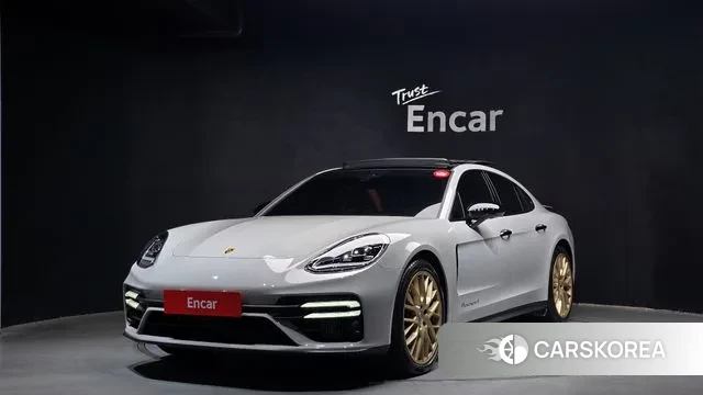 Porsche Panamera (971) 2022 Серебристо-серый из Кореи