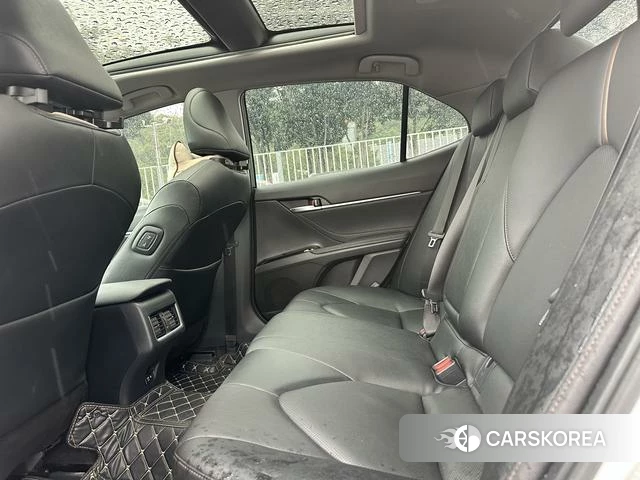Toyota Camry 2023 Белый из Китая