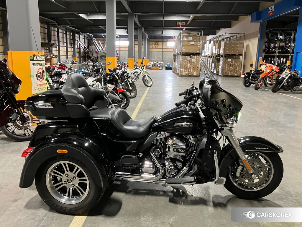 Проданный Harley-Davidson Electra Glide FLHTCU1740 2015 из Японии