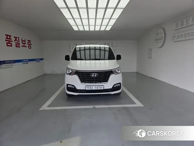 Hyundai The New Grand Starex 2020 Белый из Кореи