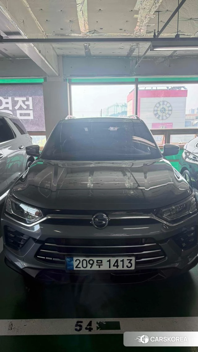 Ssangyong Beautiful Korando 2022 Серый из Кореи