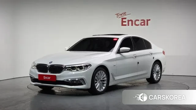 BMW 5 Series (G30) 2018 Белый из Кореи