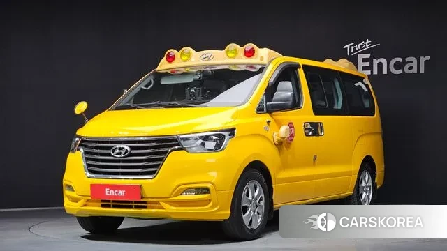 Hyundai The New Grand Starex 2018 Желтый из Кореи