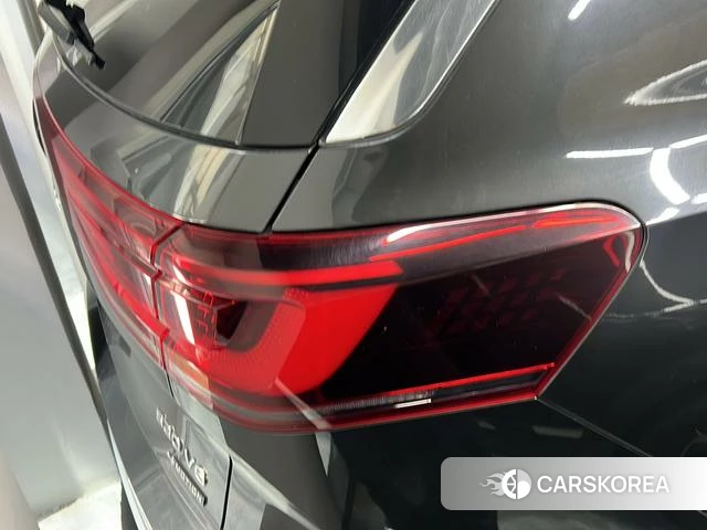 Volkswagen Lanjing 2022 Черный из Китая